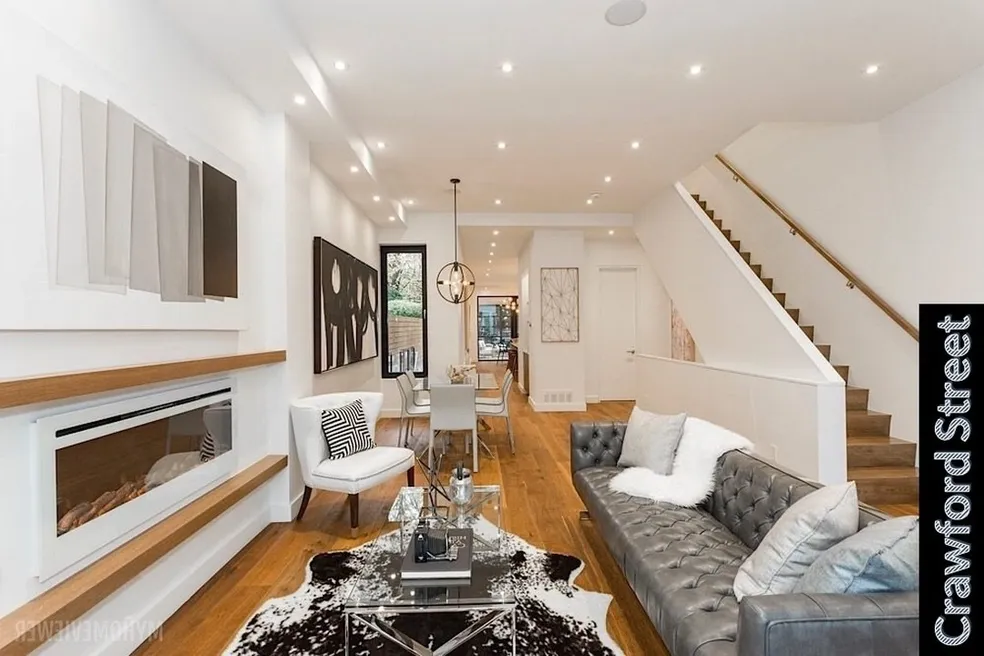 Interior renovation — Crawford St, Toronto